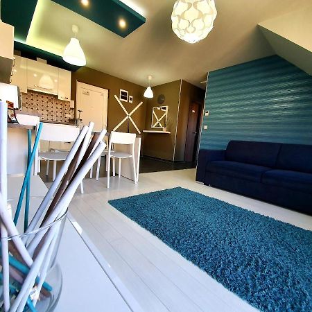 Intro Apartman Sarvar Exterior foto